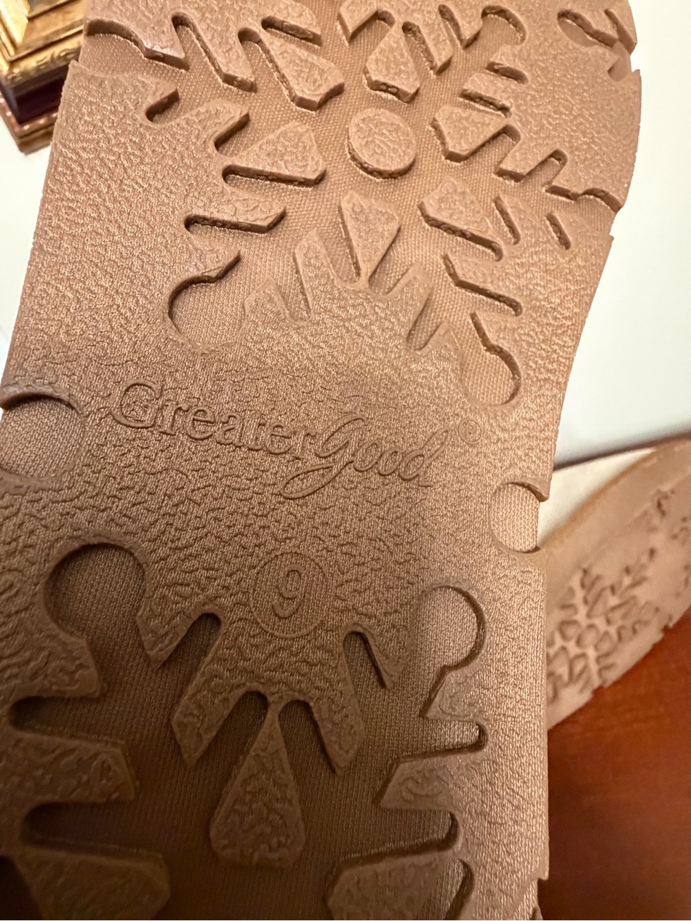 The Animal Rescue Site Paw Print Ankle Boots Faux Suede Size 9 NWT - Picture 10 of 12